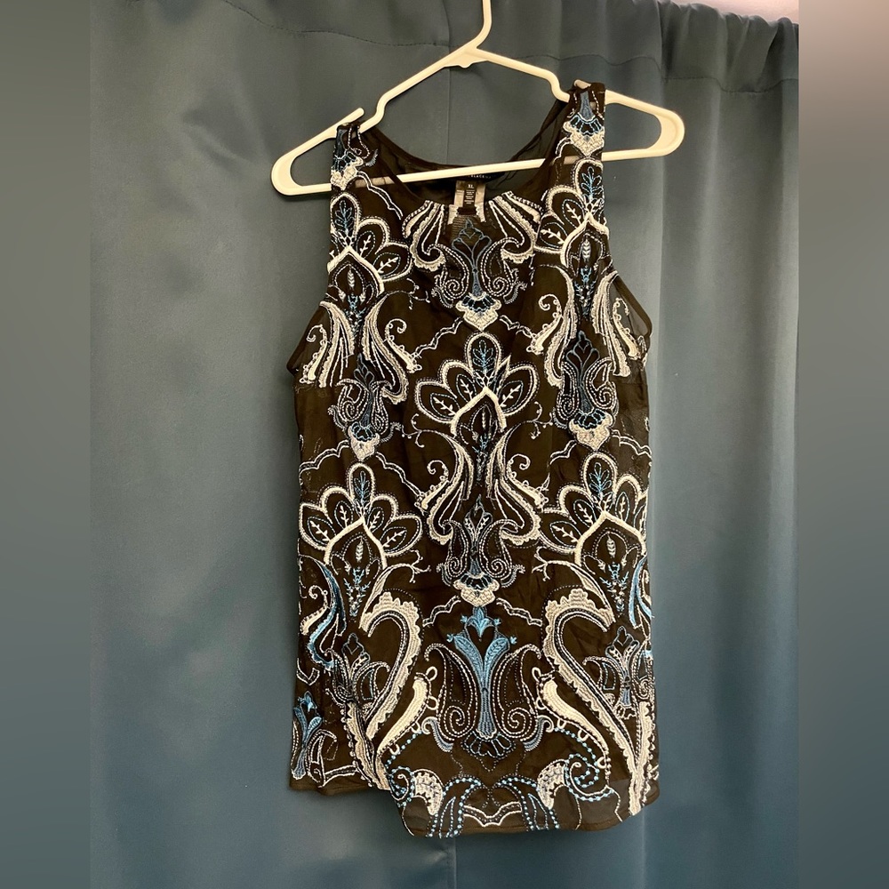 WHBM Embroidered Mesh Tank - Picture 4 of 6
